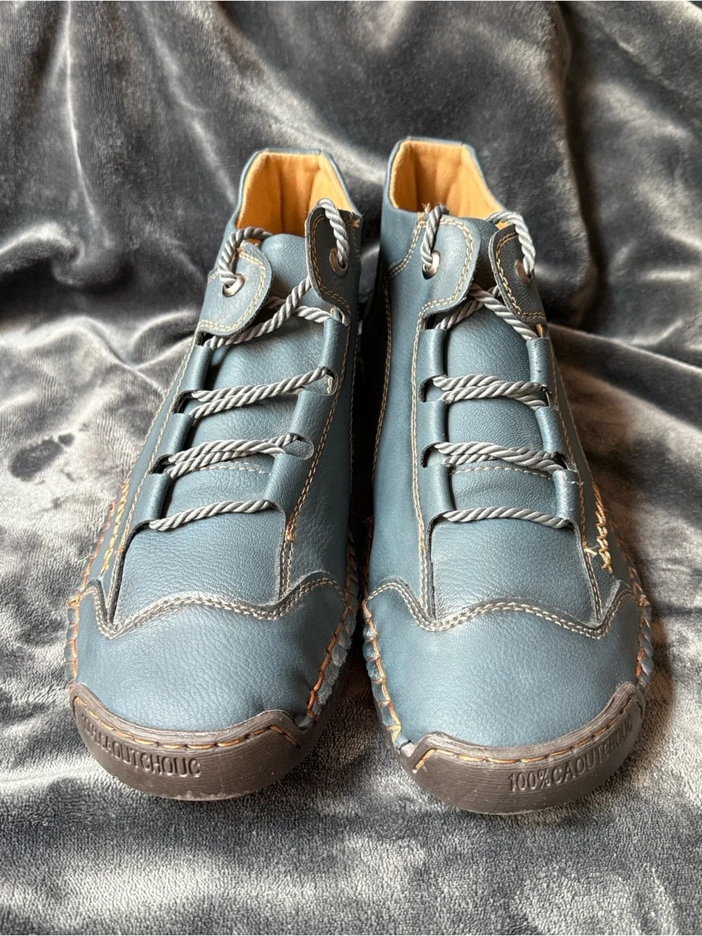 PIKOLINOS Blue Leather Chukka Boots with Tan Accents